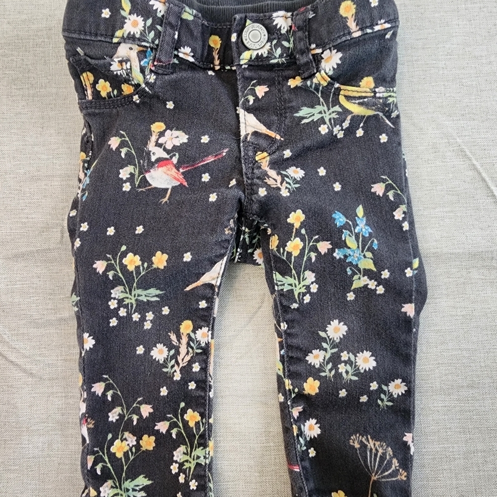 Baby Gap 6-12M Pull On Jeans Elastic Waist Soft Black Floral
